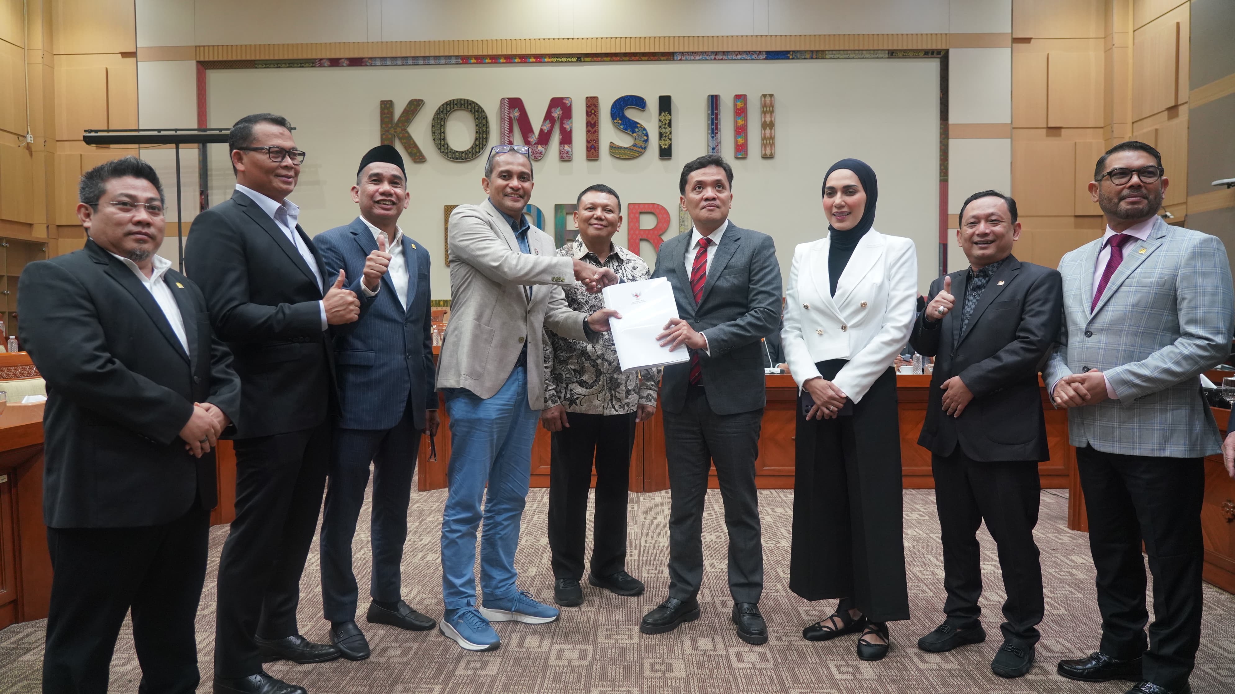 Pemerintah Indonesia Serahkan DIM RUU KUHAP ke Komisi III DPR untuk Perubahan Sistem Peradilan Pidana