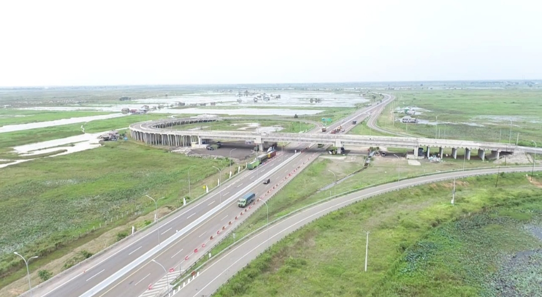 Arus Mudik Mulai Terjadi di Ruas Tol Kayuagung-Palembang H-7, Kendaraan Plat Luar Mendominasi