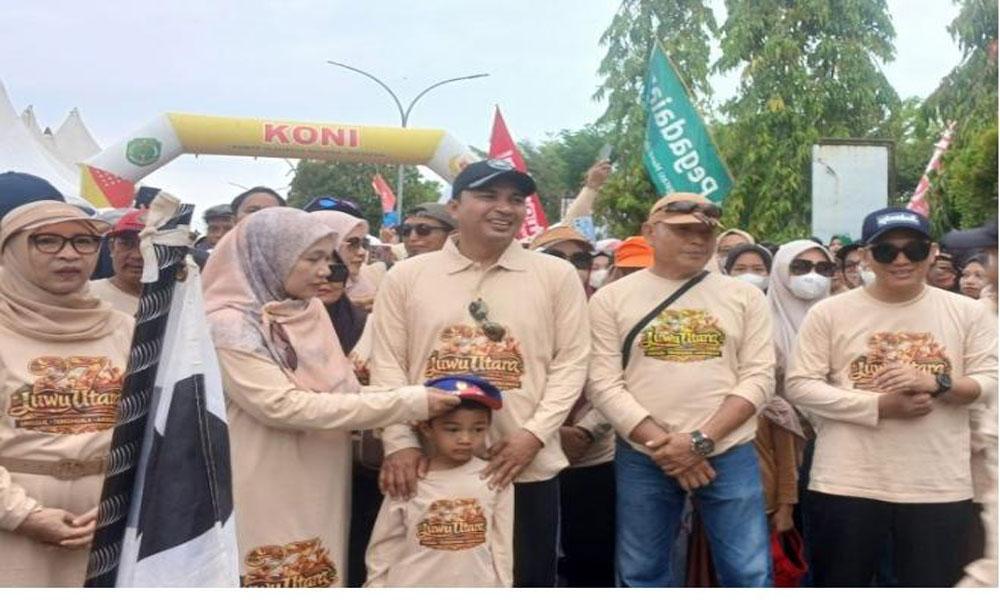 Ketua DPRD Luwu Utara Dampingi Bupati Lepas Jalan Sehat HUT Kabupaten