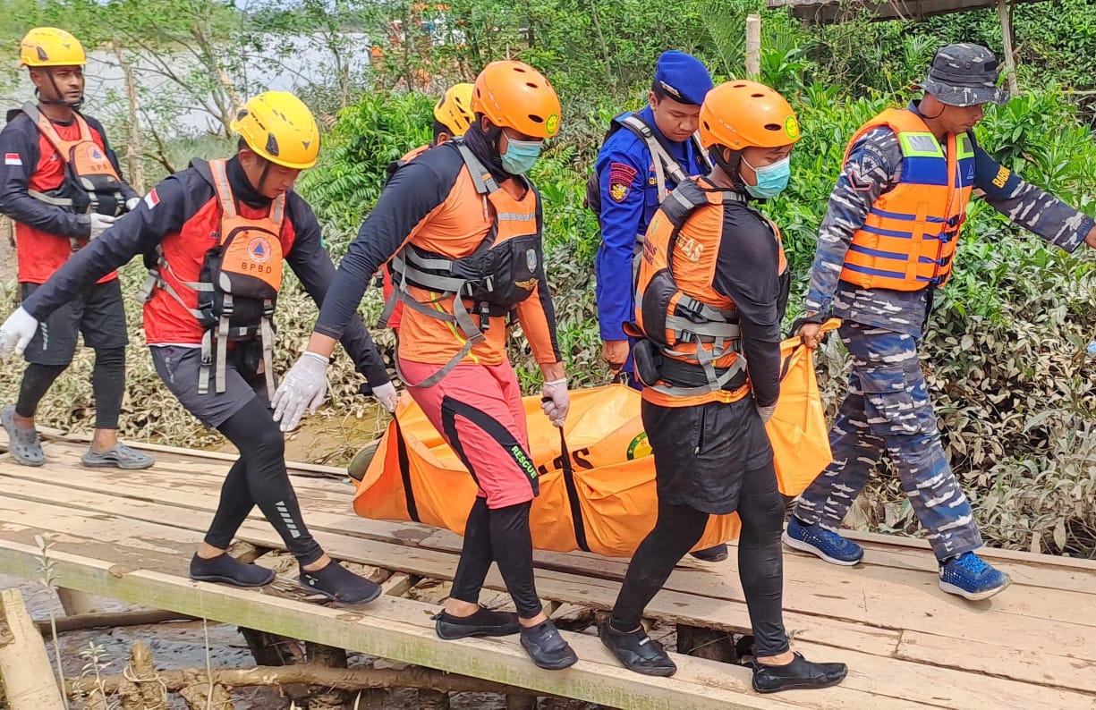 Tim SAR Temukan Operator Ekskavator yang Tenggelam di Sungai Dawas saat Bongkar Muat Batu Bara