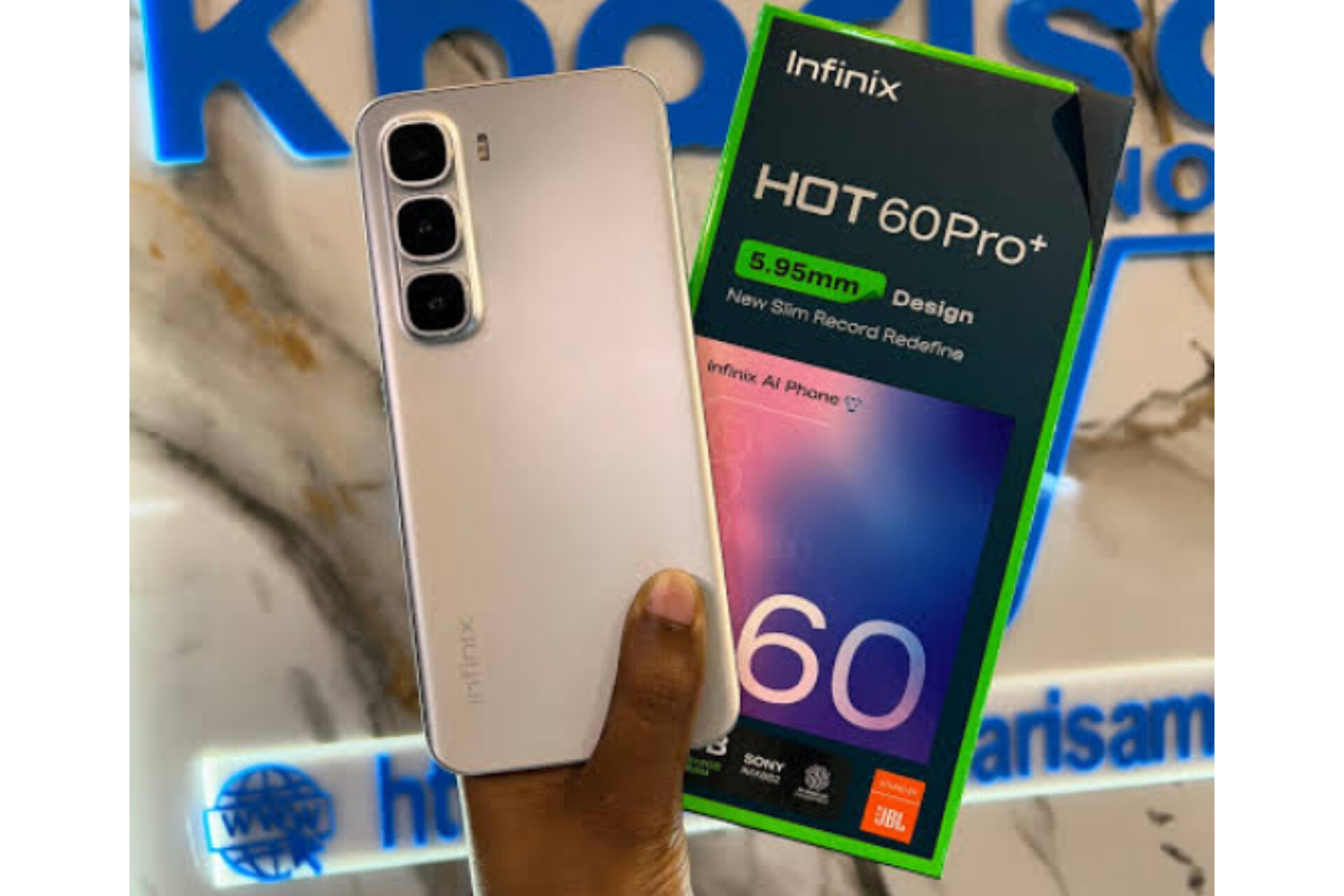Infinix Hot 60 Pro+ Mengusung Konsep Ultra Tipis dengan Dukungan Fitur NFC
