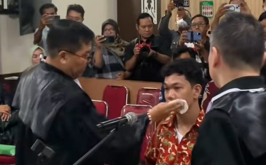 Dapat Julukan Baru,  Agus Buntung Didakwa 12 Tahun Penjara, dalam Sidang Perdana Kasus Pelecehan Seksual