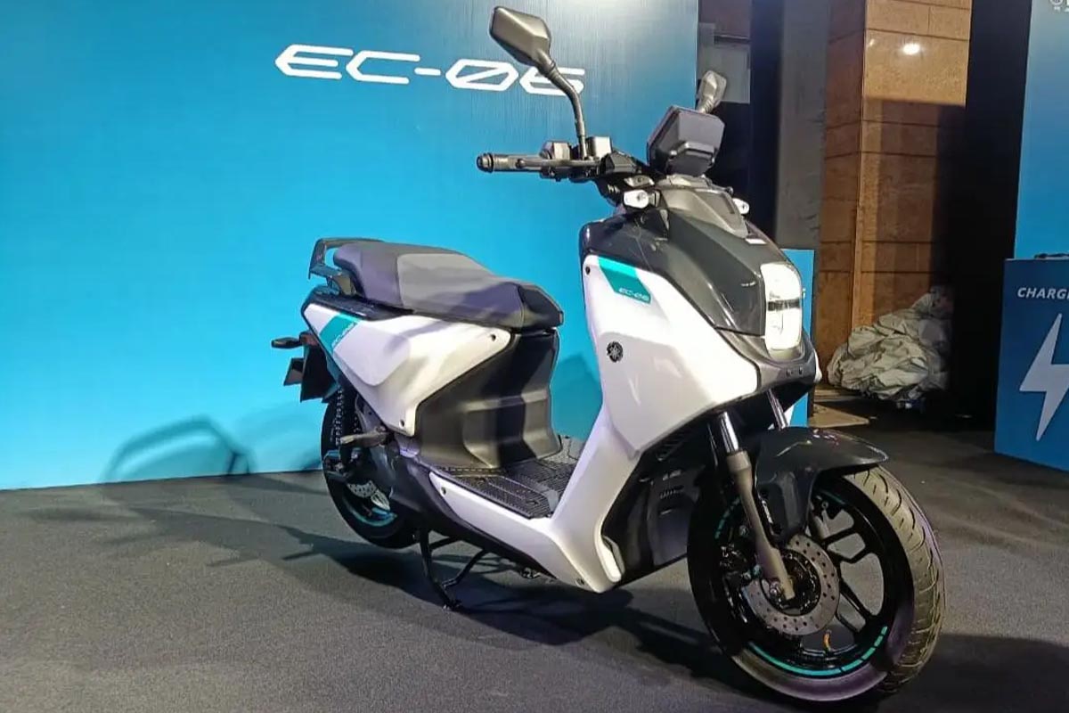Yamaha EC-06 Kalahkan Aerox-e, Bisa Tempuh Jarak 160 Km Sekali Pengisian Daya