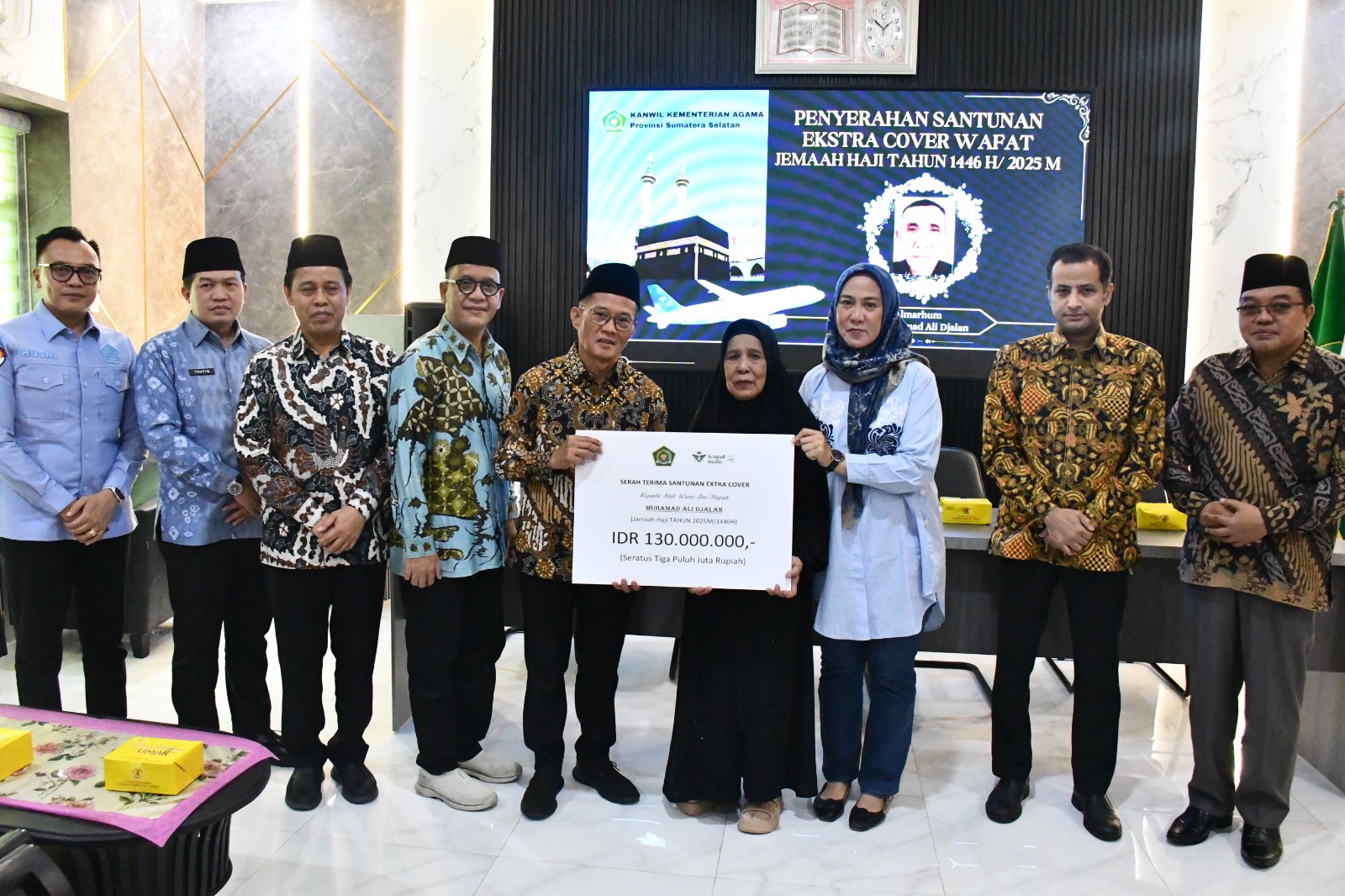 Ahli Waris Jemaah Haji OKU Timur yang Meninggal di Pesawat, Terima Santunan Extra Cover Capai Rp 130 Juta
