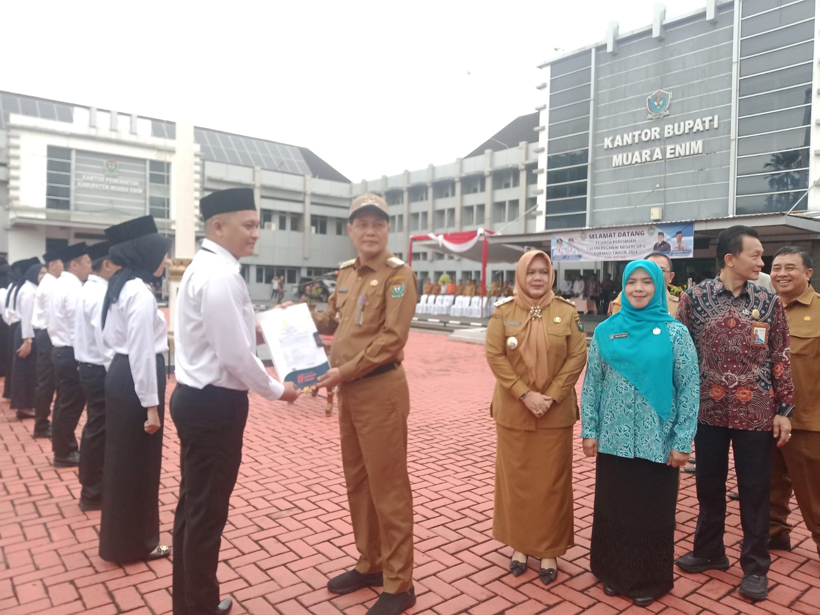 704 CPNS Resmi Dilantik di Muara Enim, Siap Wujudkan Pemerintahan MEMBARA