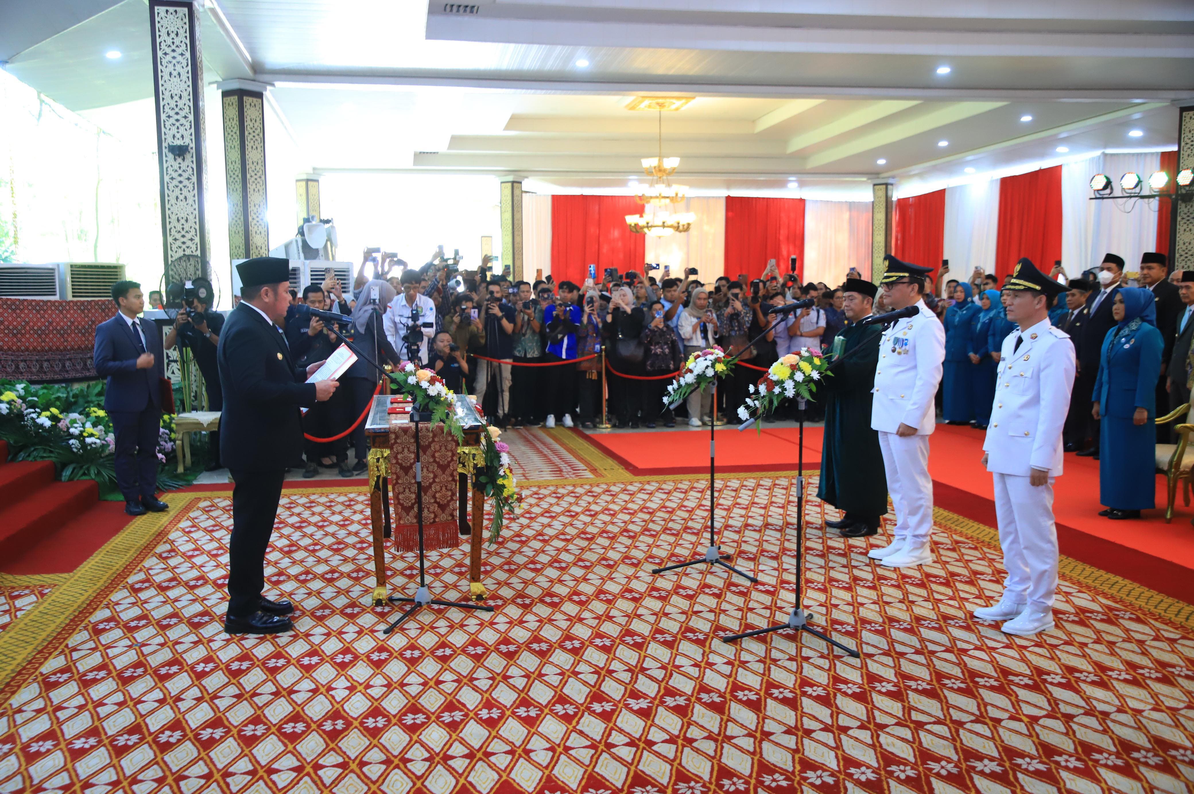Gubernur Herman Deru Resmi Lantik Bupati dan Wakil Bupati Empat Lawang, Awal Baru Pembangunan di Sumsel