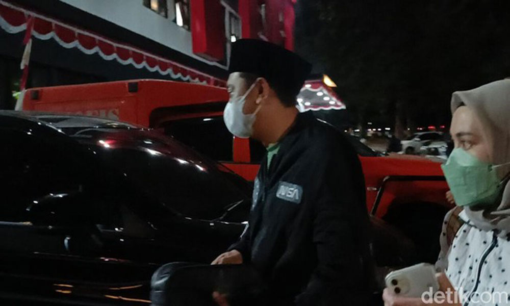 Usai Diperiksa di Mapolres Banyumas, KPK Boyong Warek Unsoed ke Jakarta