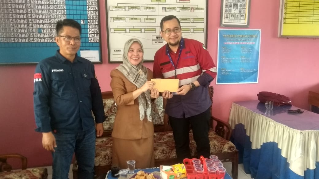 LDP Berikan Insentif Guru Honorer di Lahat Rp 300 Ribu Tiap Bulan