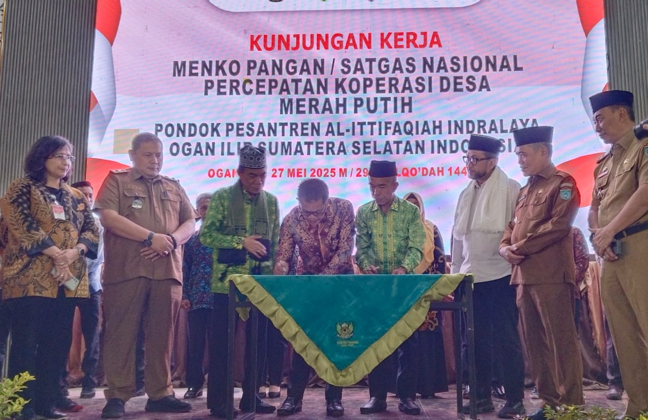 Deputi Bidang Koordinasi Sumber Daya Maritim Kemenko Bidang Pangan Apresiasi Ponpes Al-Ittifaqiah Ogan Ilir