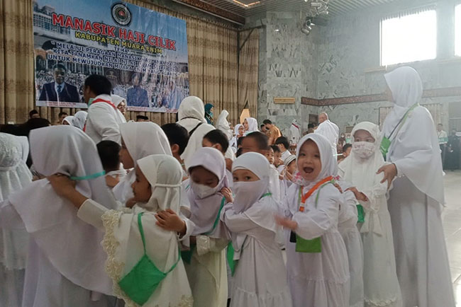 Ribuan Anak PAUD Antusias Ikuti Manasik Haji Cilik 