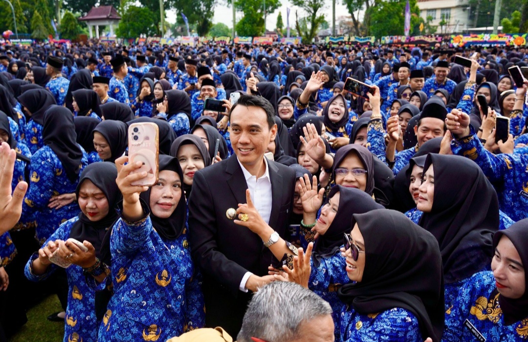 Horee! Gaji Ke-13 ASN OKI Cair, Bupati Ingatkan Dahulukan Biaya Sekolah