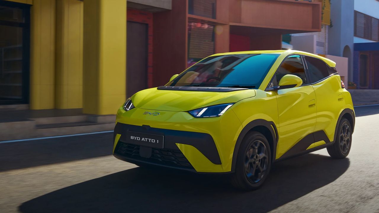BYD Atto 1 Dynamic, Mobil Listrik dengan Fitur Melimpah: Efisiensi dan Kenyamanan Maksimal!