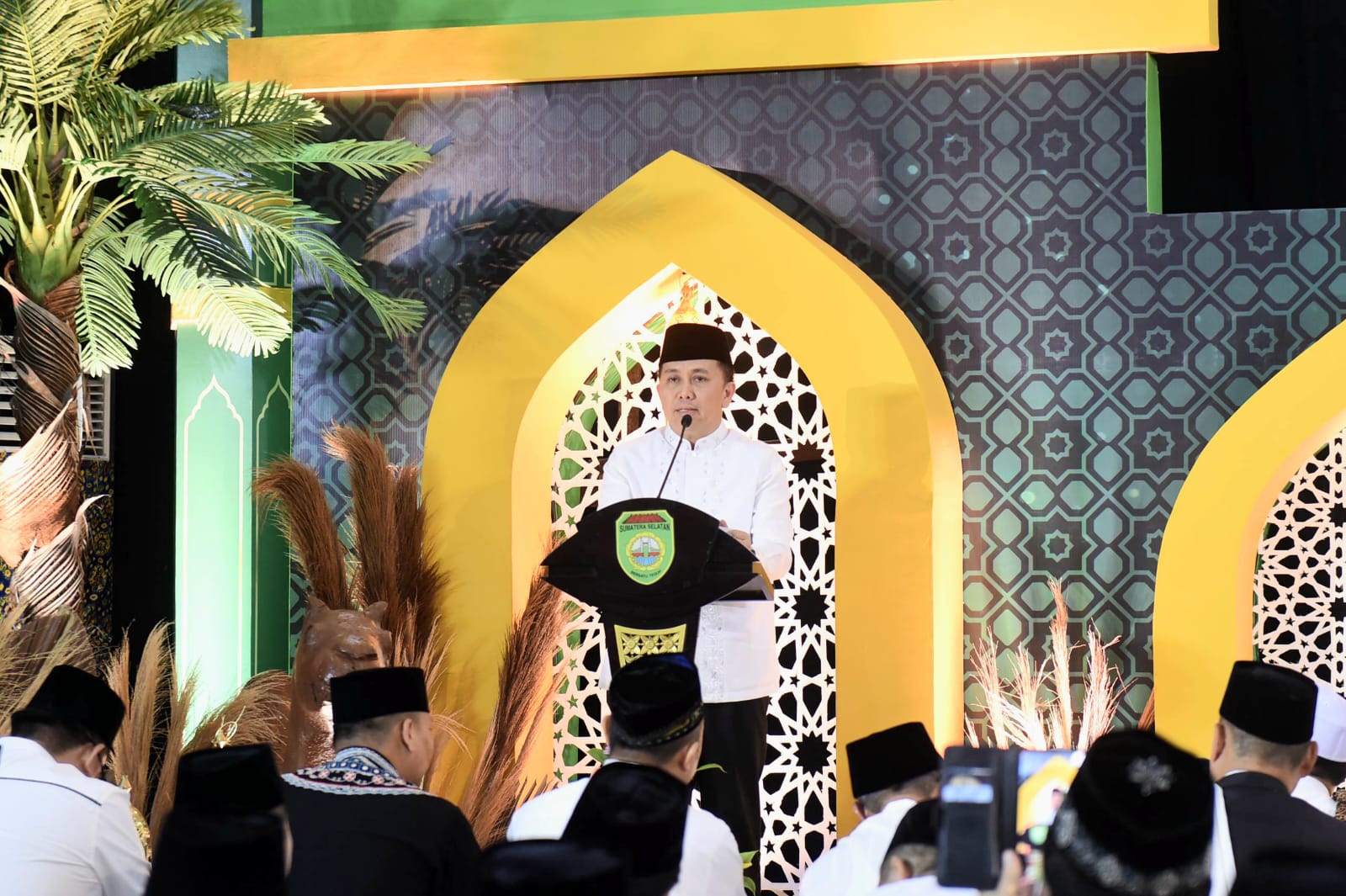 Pj Gubernur Agus Fatoni Buka Pengajian Ramadhan 1445 H, Ajak Umat Muslim di Sumsel Tetap Produktif