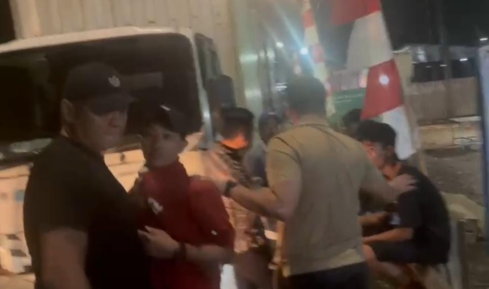 Jatanras Polda Sumsel Tindak Lima Pelaku Pungli di Simpang Tol Keramasan