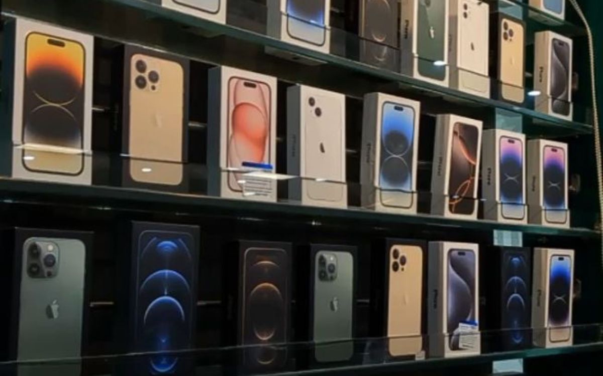 Mau Upgrade HP Baru Tapi Galau: Ini 6 iPhone Paling Worth It di Tahun Ini!