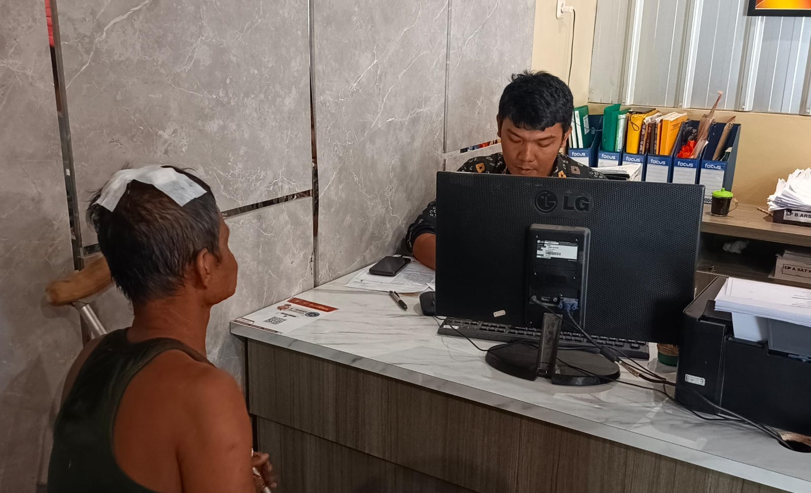 Bacok Tetangga Sendiri, Pria Mengaku Titisan Sunan Kalijaga di Palembang Ditangkap, Tak Sudi Ayah Ditantang