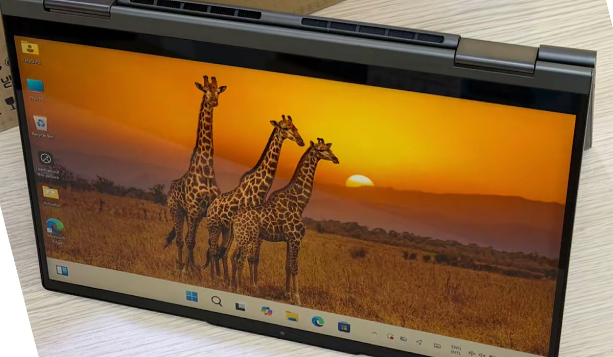 Lenovo Yoga Aura Edition, Saking Fleksibelnya Bisa Dipakai dalam Lima Mode