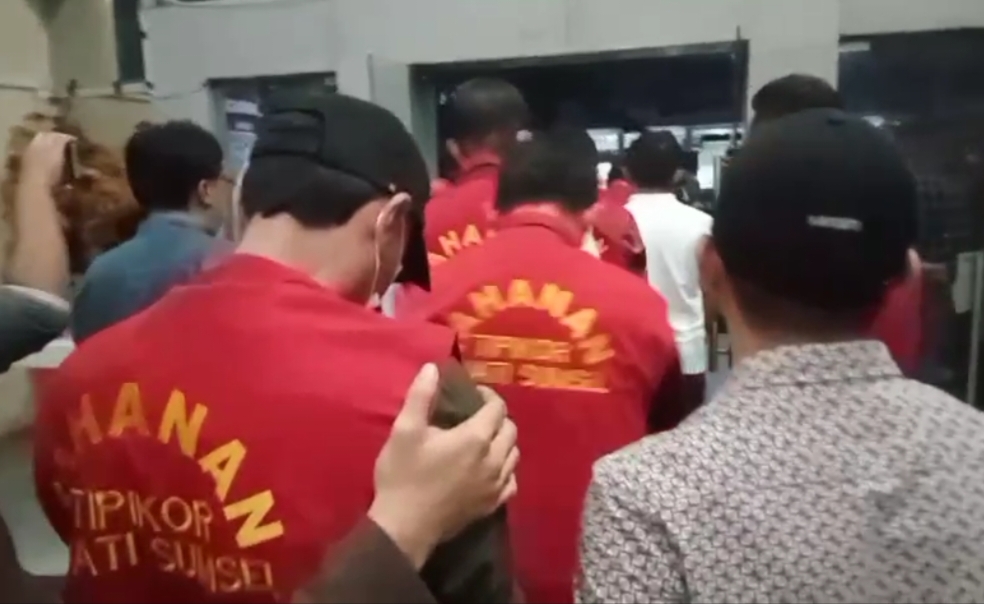 Kejati Tetapkan 7 Tersangka Korupsi KUR Fiktif dan Pengelolaan Kas Besar, Rugikan Negara Rp12,7 Miliar