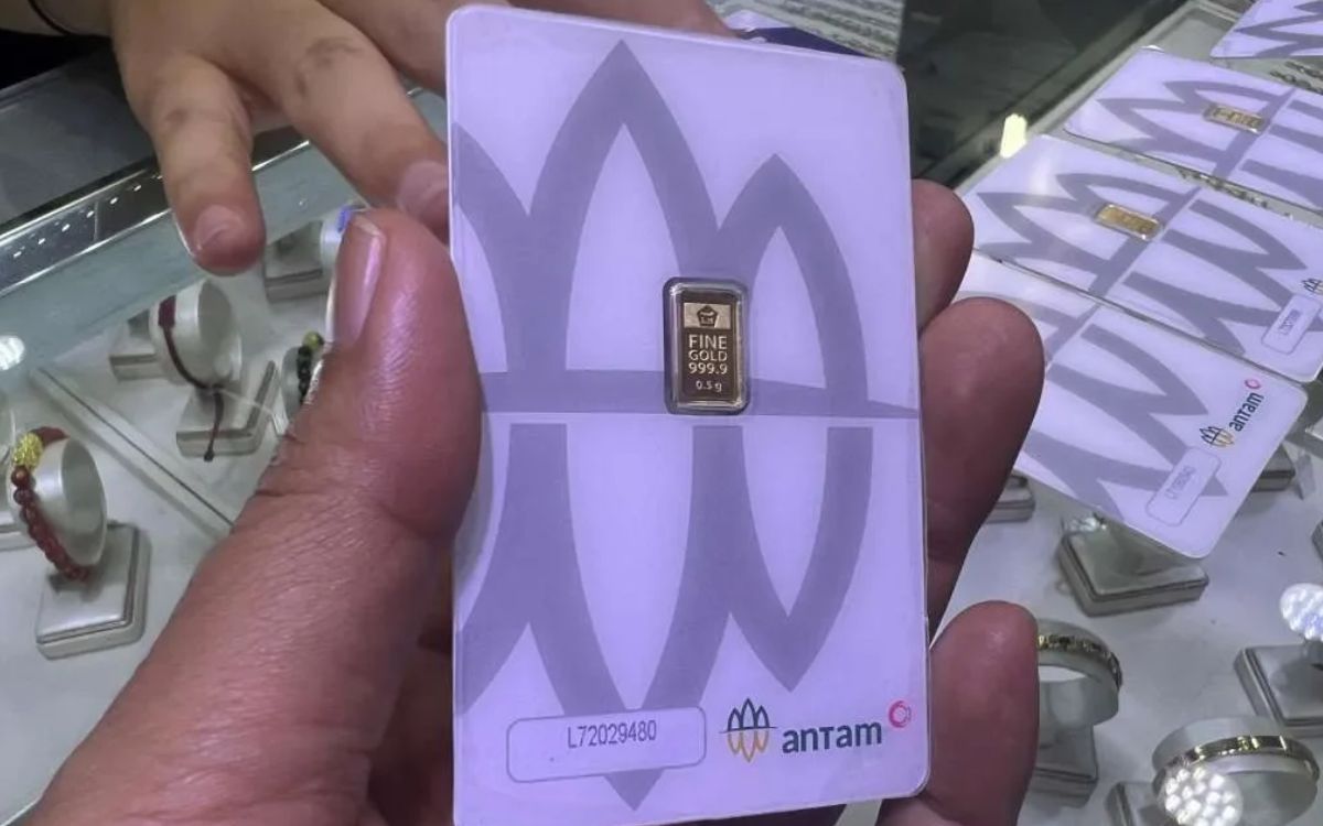 Harga Emas Antam Hari Ini 15 Oktober 2026 Turun Rp13.000, Cek Daftar Lengkapnya