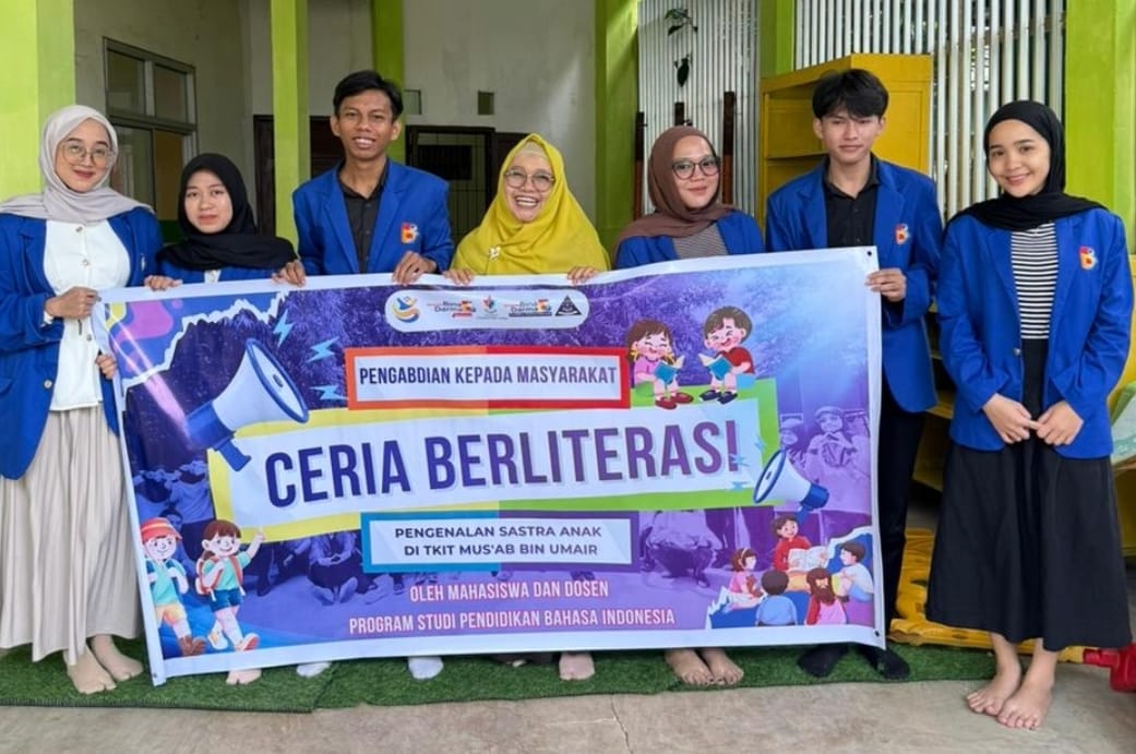 Prodi Pendidikan Bahasa Indonesia UBD Gelar PkM Literasi Kreatif di SIT Mush’ab Bin Umair