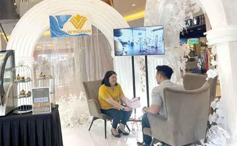 Fasilitasi Calon Pengantin Wyndham Opi Hotel Palembang Gelar Sriwijaya Wedding Festival