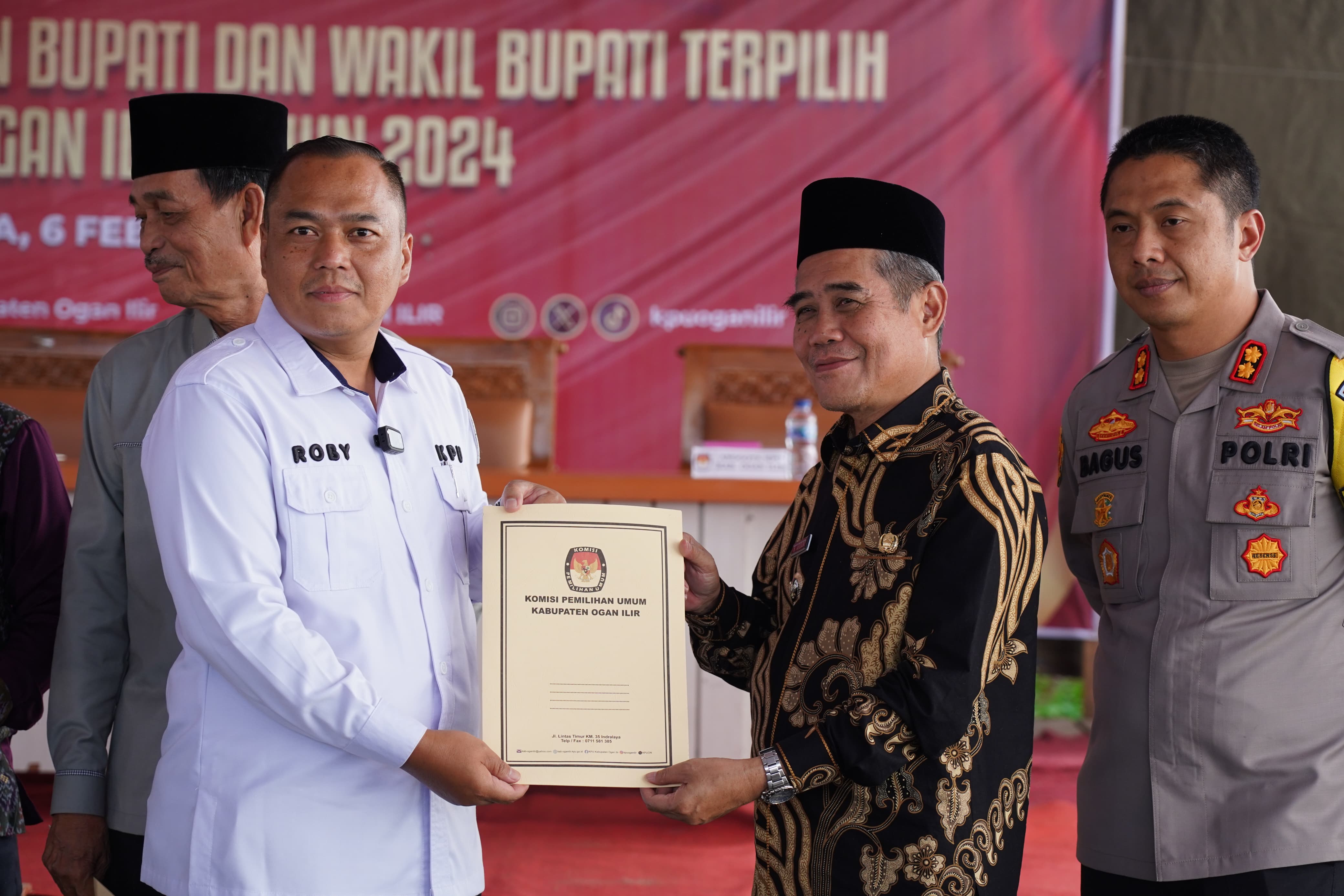 Pasangan Panca-Ardani Ditetapkan KPU Jadi Bupati dan Wabup Ogan Ilir Terpilih Periode 2025-2030