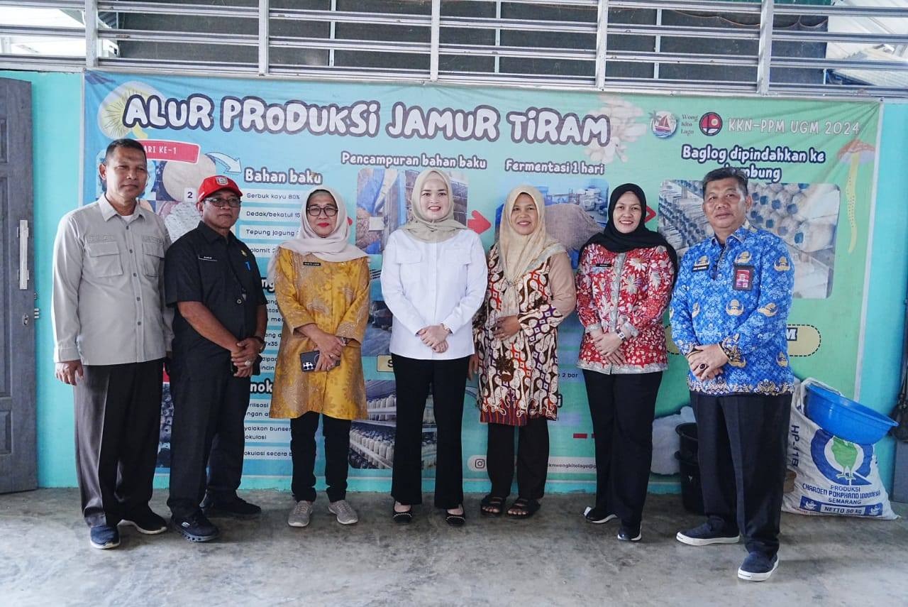 Wabup Banyuasin Netta Tinjau Inovasi Olahan Jamur Tiram