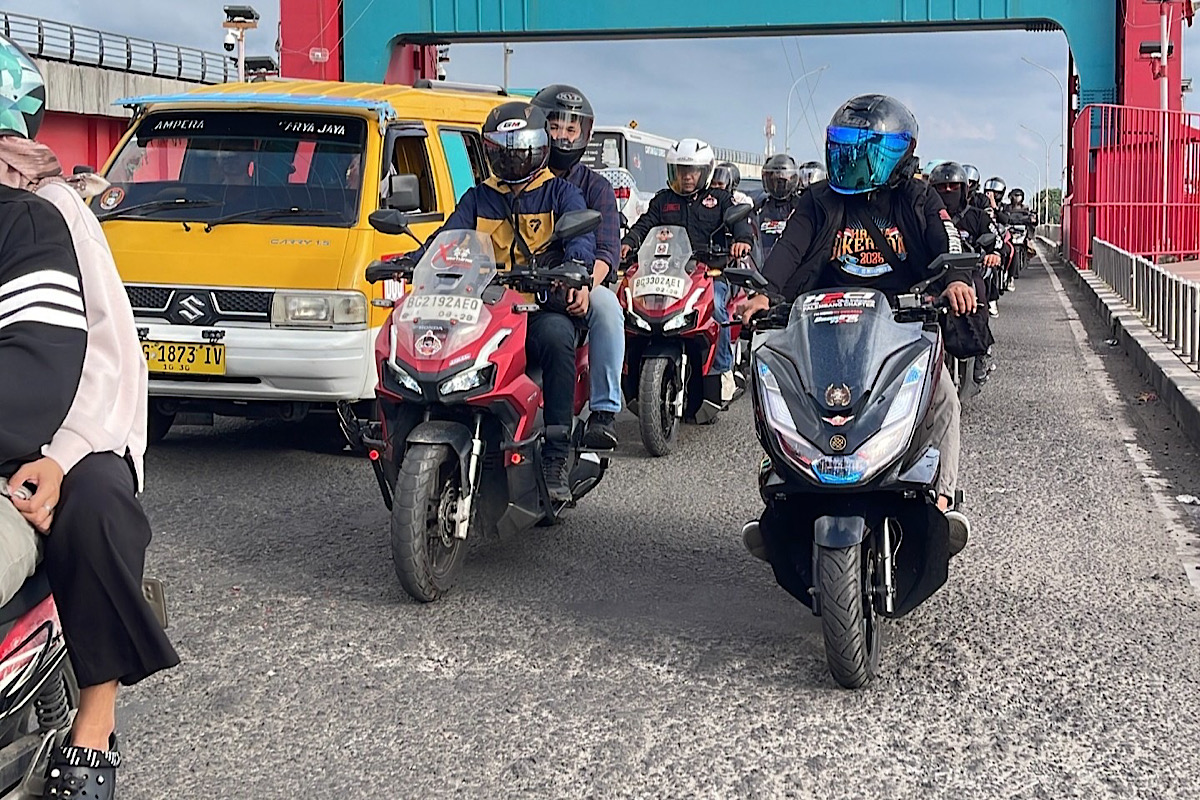 Waspadai Jalan Rusak dengan Prinsip #Cari_Aman
