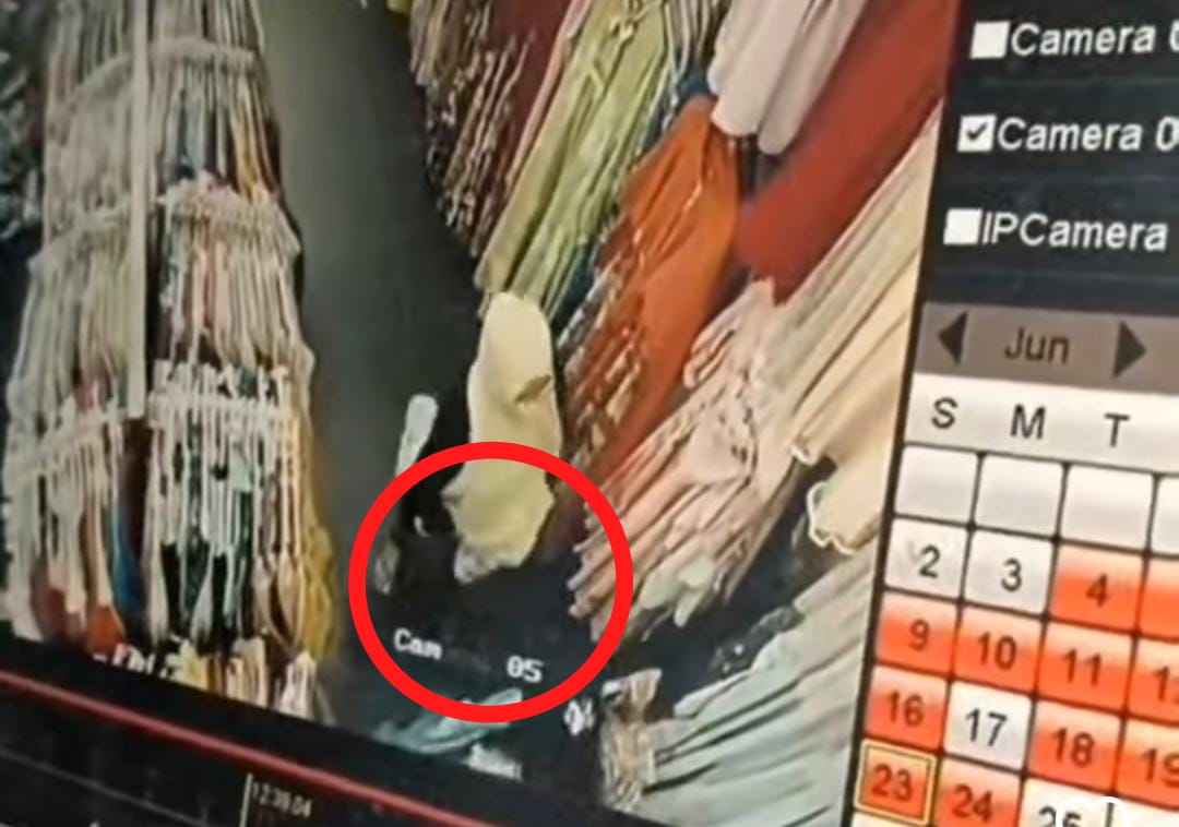 Viral Aksi Komplotan Emak-emak Kepergok CCTV Ngutil di Toko Baju Pasar 16 Ilir 