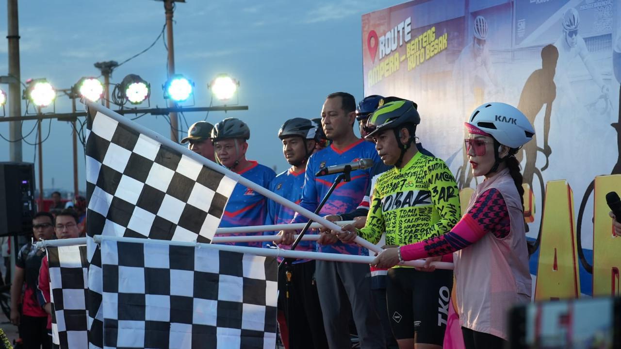 Semarak Hari Bhayangkara ke-79, Polda Sumsel Gelar Fun Bike Meriah di Palembang