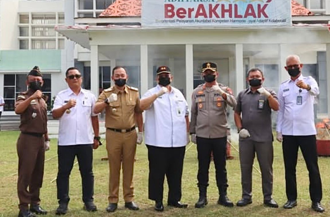 Kalapas Tanjung Raja Hadiri Pemusnahan Barang Bukti Narkotika dan BB Lainnya di Kejari Ogan Ilir