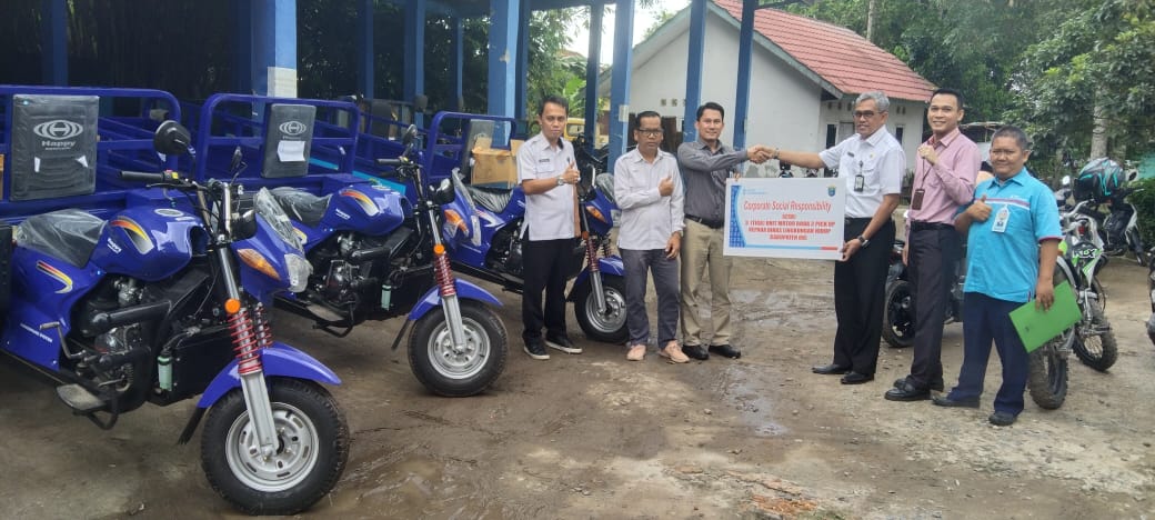 DLH OKI Terima 3 Unit Motor Bak Terbuka dari Bank Sumsel Babel, Operasional Angkutan Petugas Kebersihan