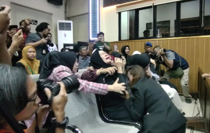 Tangis Haru Pecah di Ruang Sidang Usai Kopda Bazarsah Dijatuhi Pidana Mati