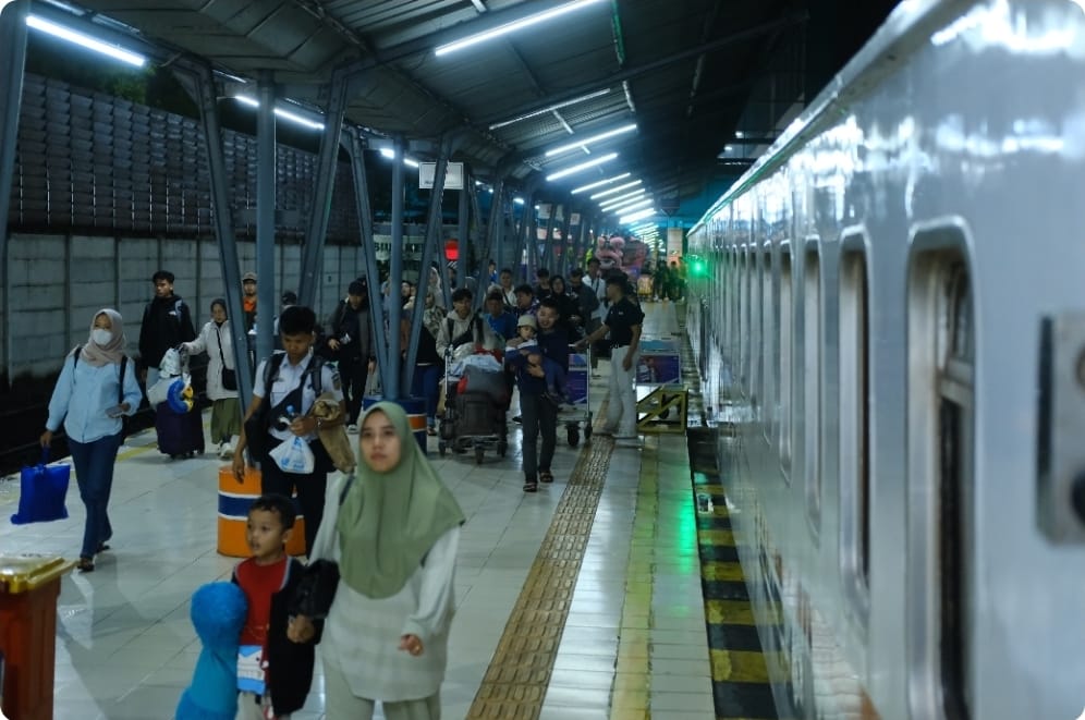 Tingkatkan Kualitas Layanan Lebaran, KAI Divre III Palembang Perluas Layanan Mandiri di Stasiun