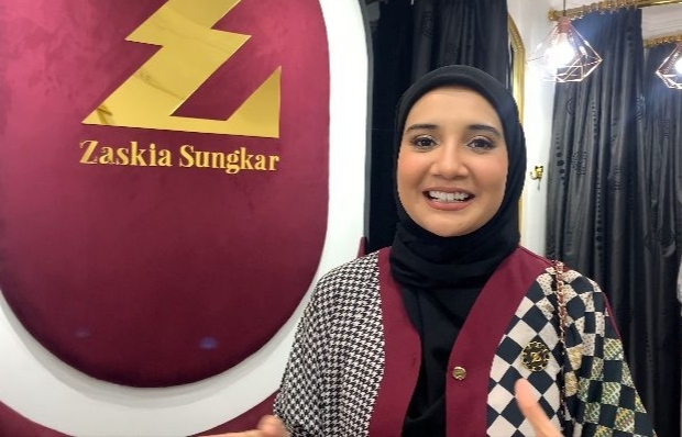 Berawal dari Nol, Artis Zaskia Sungkar 10 Tahun Geluti Bisnis Fashion