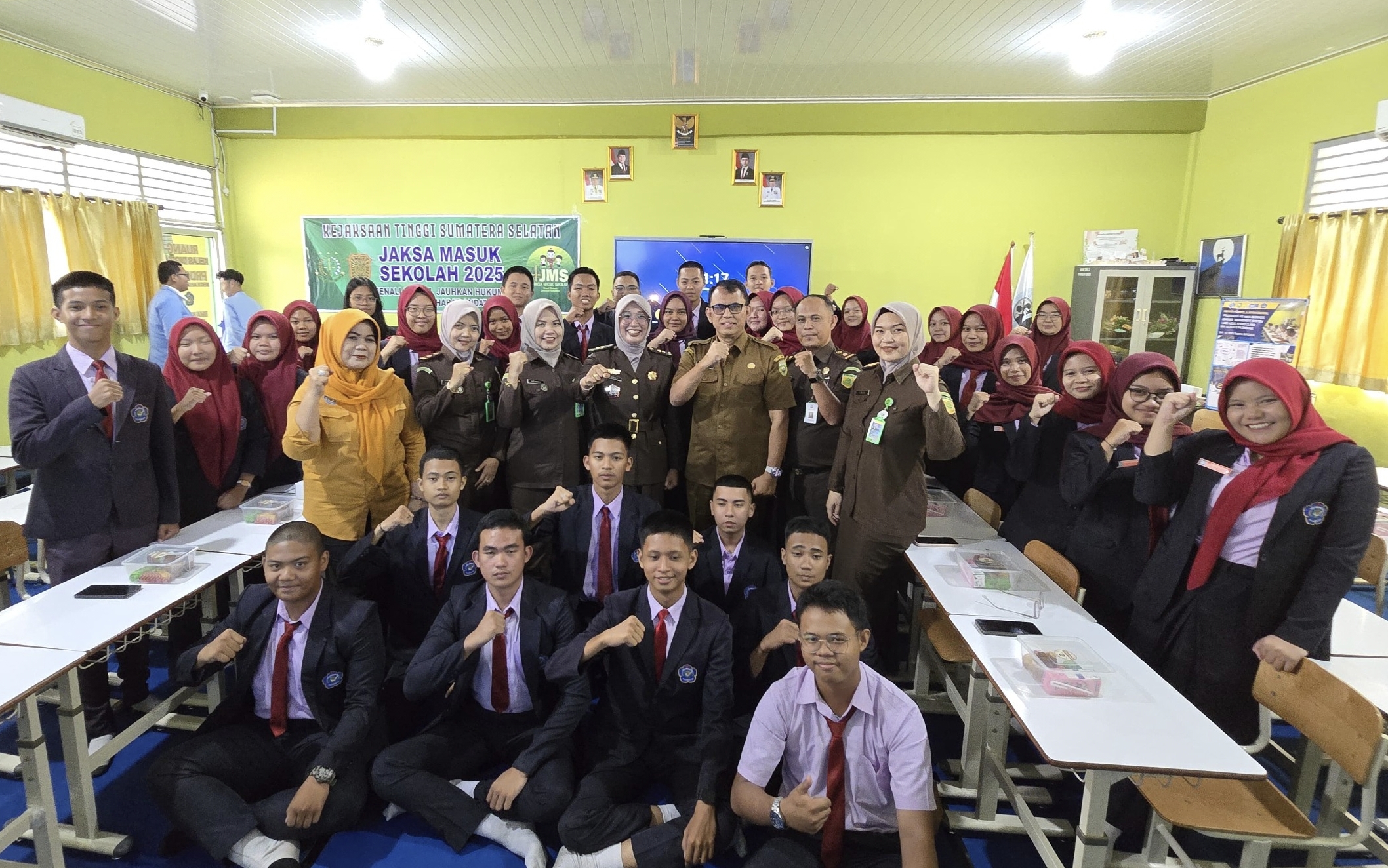 JMS Kejati Sumsel di SMAN 18 Palembang, Edukasi Bahaya Bullying kepada Pelajar