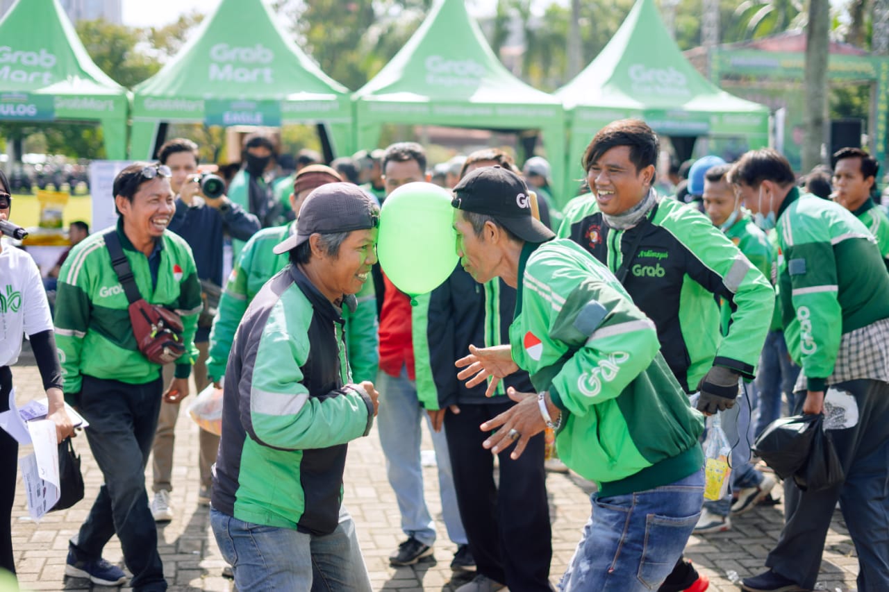 91,7 Persen Mitra Pengemudi Grab Betah dan Setia Karena 9 Program Ini 