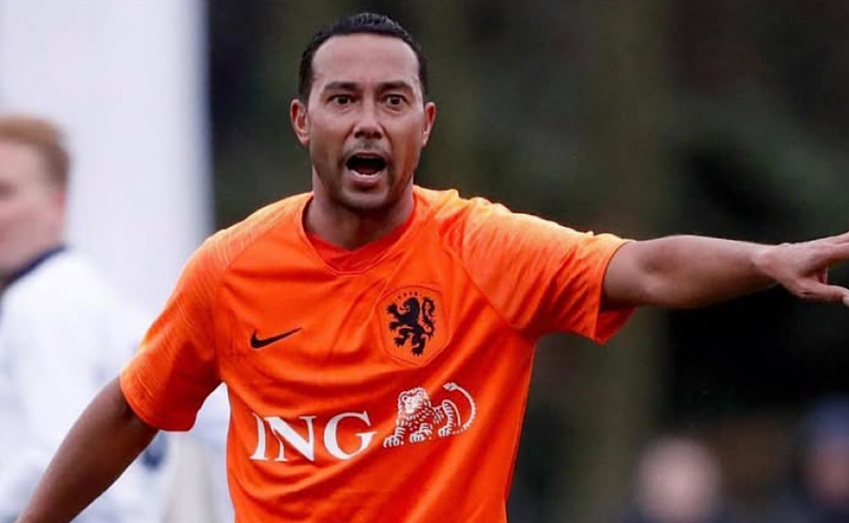 Denny Landzaat Melatih Klub Belanda Willem II di Eredivisie, Apa Boleh Dwifungsi Pelatih di Timnas Indonesia?