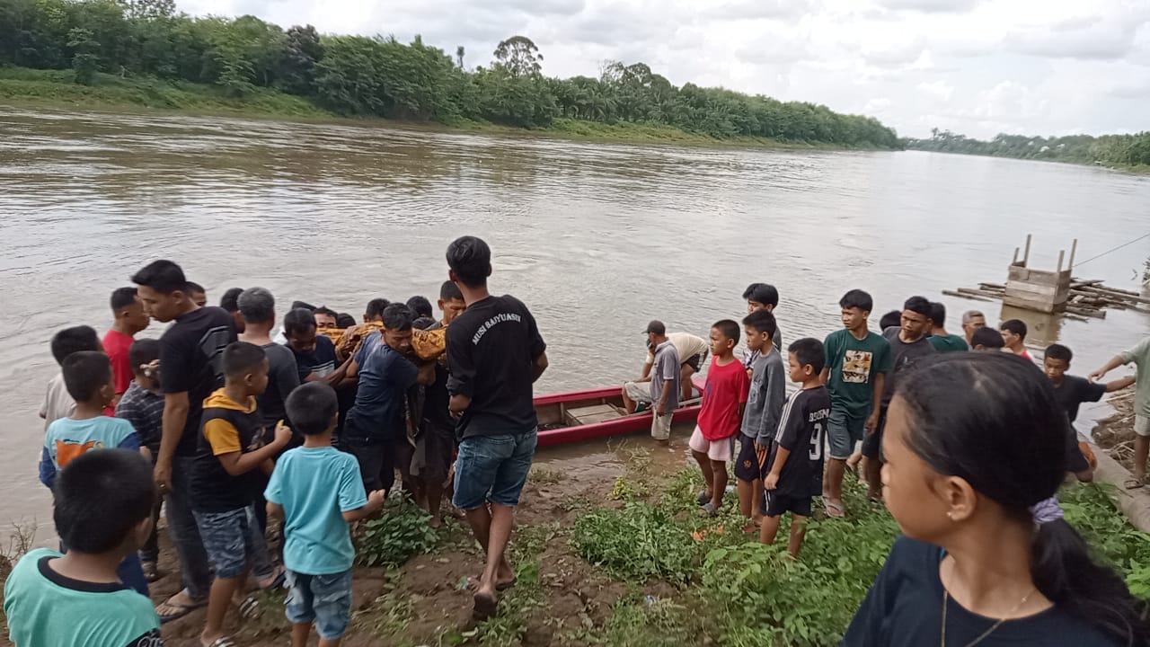 Diduga Terpeleset, Kakek 70 Tahun di Muba Ditemukan Tewas Tenggelam Sungai Musi 