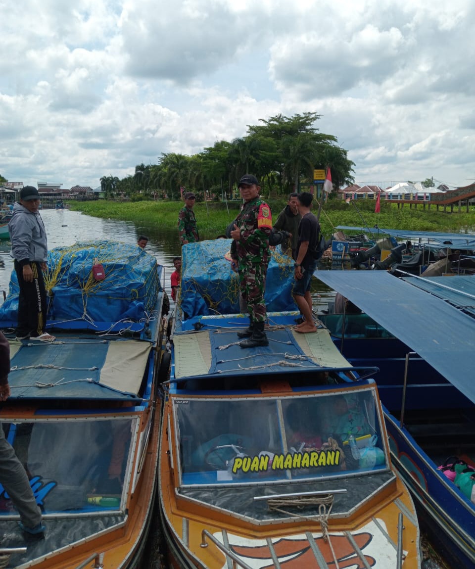 Dikawal Ketat, Logistik Pemilu ke Desa-Desa Perairan di Kabupaten OKI Didistribusikan