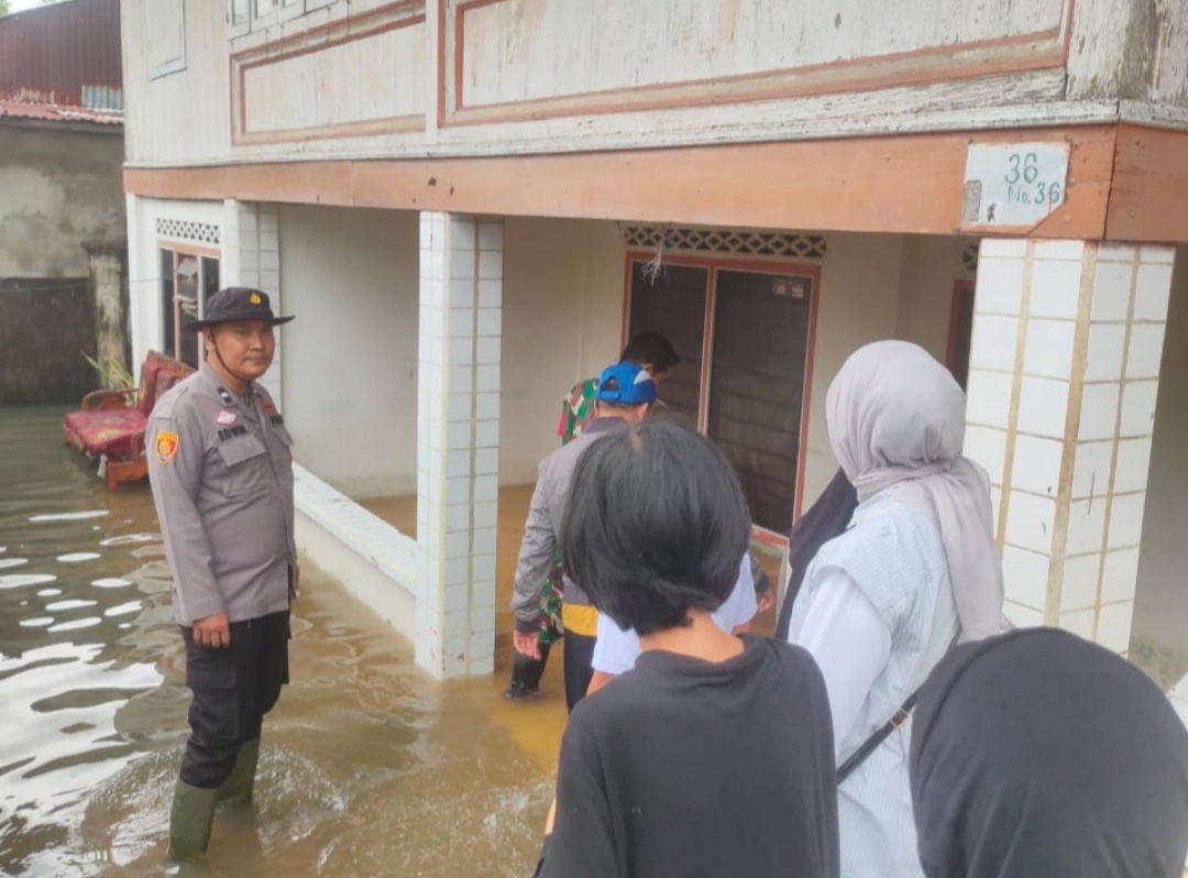 Banjir Genangi Pemukiman Warga Kelurahan Kedaton Kayuagung Capai hingga 50 Centimeter
