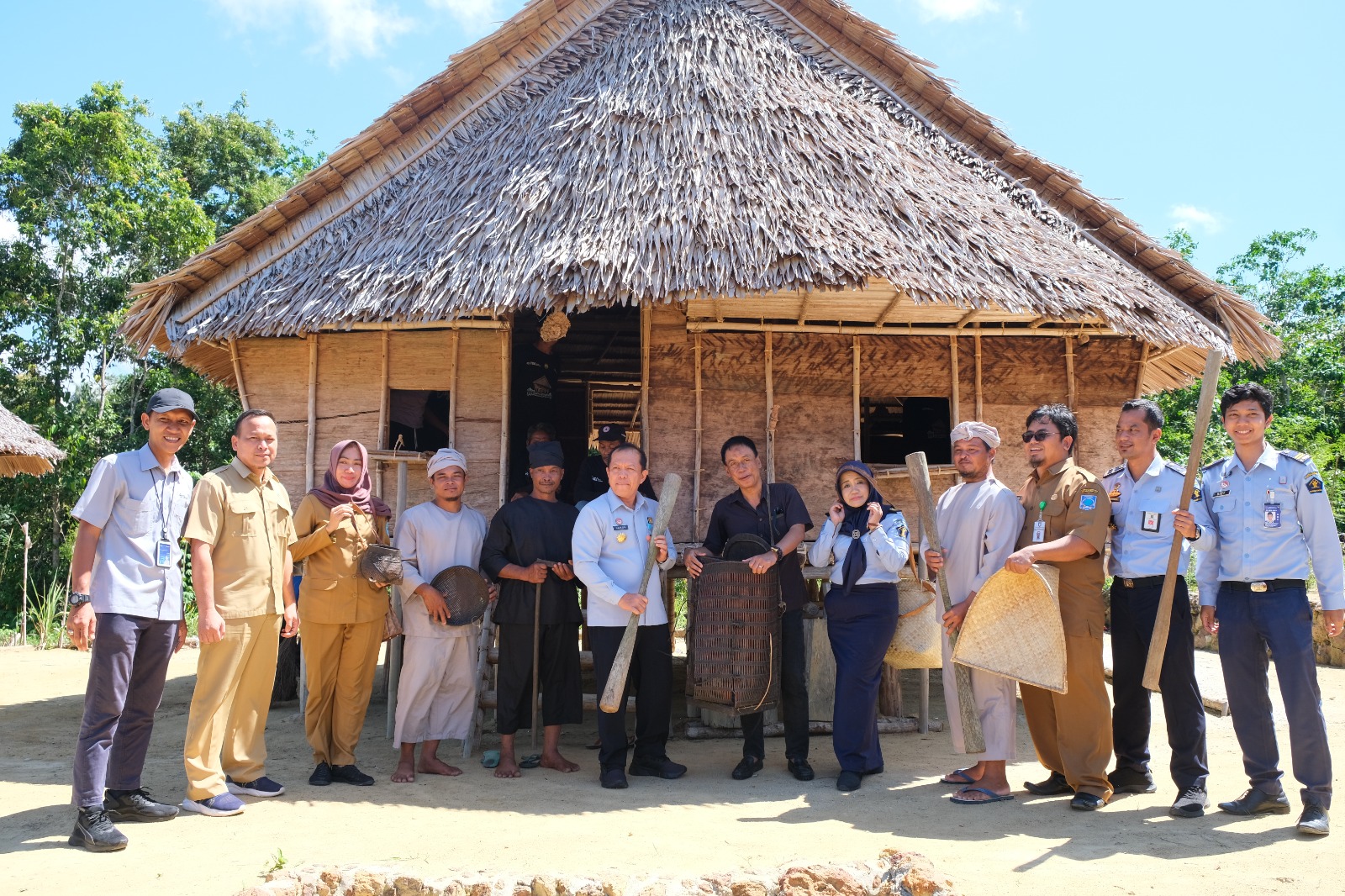 Direktur Hak Cipta dan Desain Industri Kemenkumham Kunjungi Kampung Adat 'Gebong Memarong'