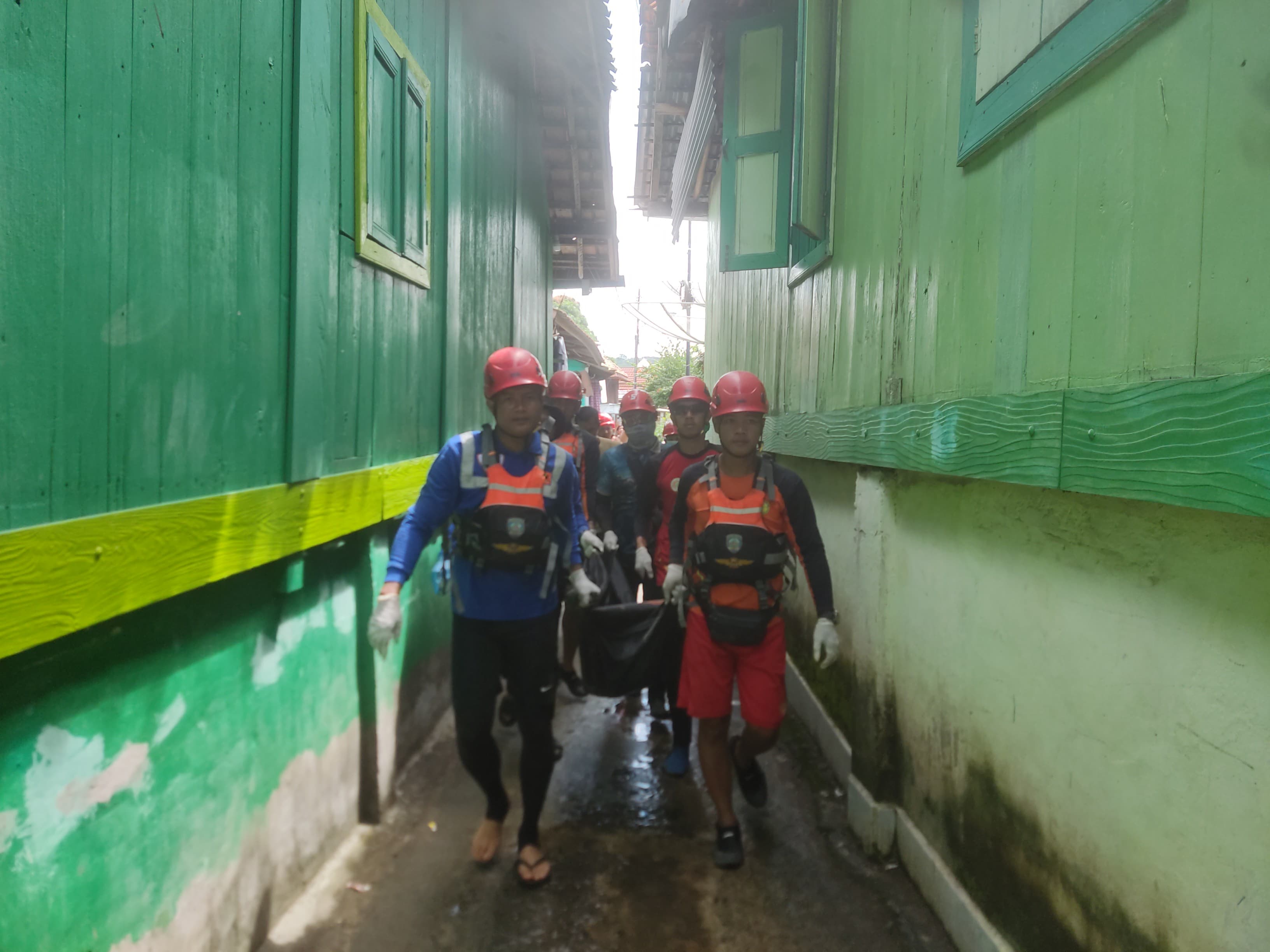 Dua Bocah Perempuan yang Hanyut dan Tenggelam di Sungai Enim Ditemukan Tim SAR Gabungan
