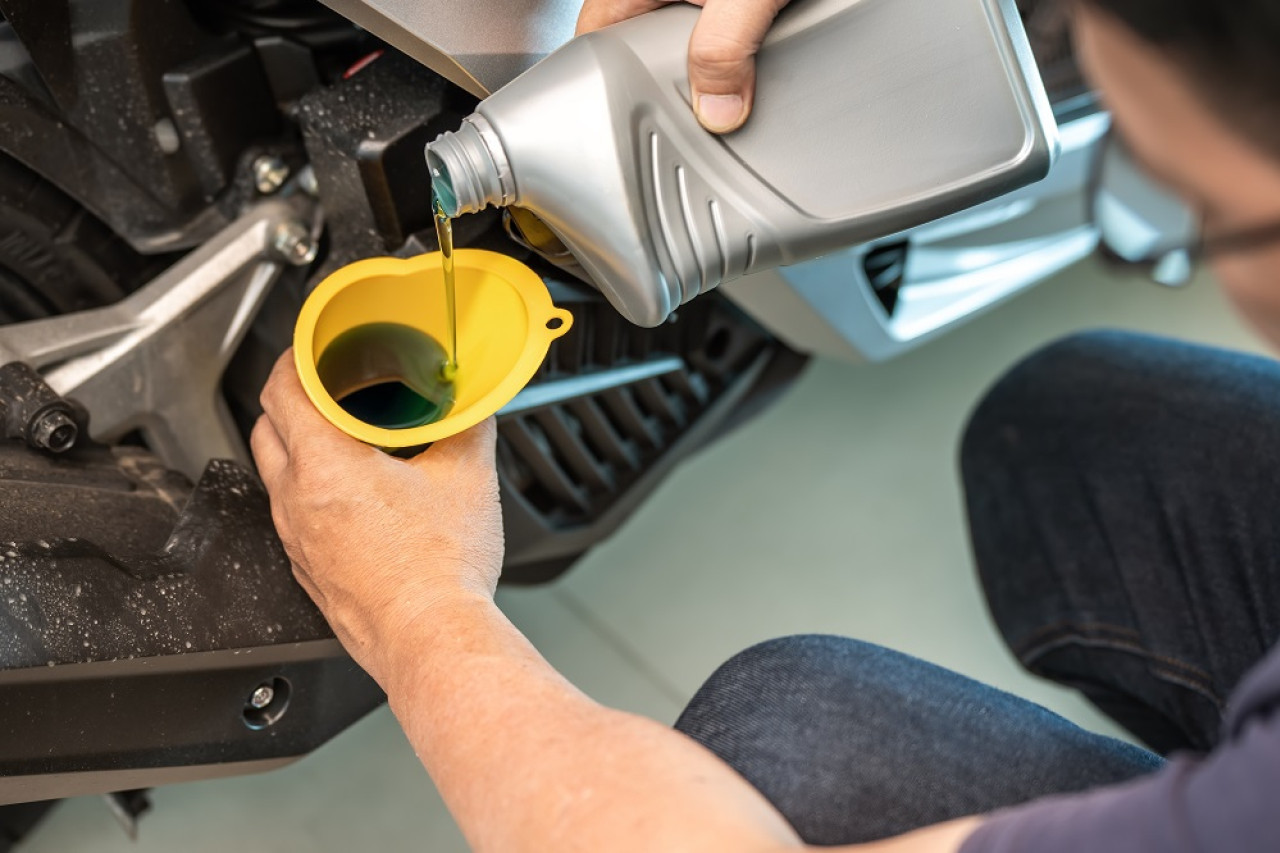 Panduan dan Cara Ganti Oli Motor Matic Sendiri Di Rumah, Hemat Biaya Kualitas Terjaga