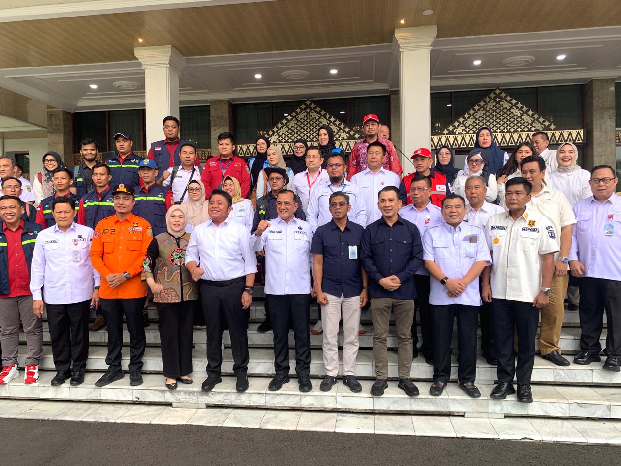 Bank Sumsel Babel Salurkan Bantuan CSR untuk Korban Bencana di Aceh, Sumut, dan Sumbar