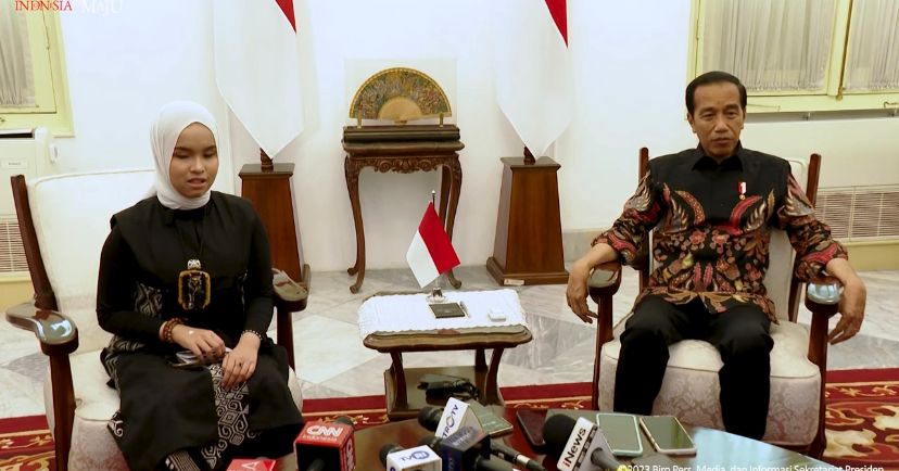 Diundang Ke Istana, Putri Ariani Curhat ke Jokowi Soal HP Rusak Gegara 10 Juta Notif