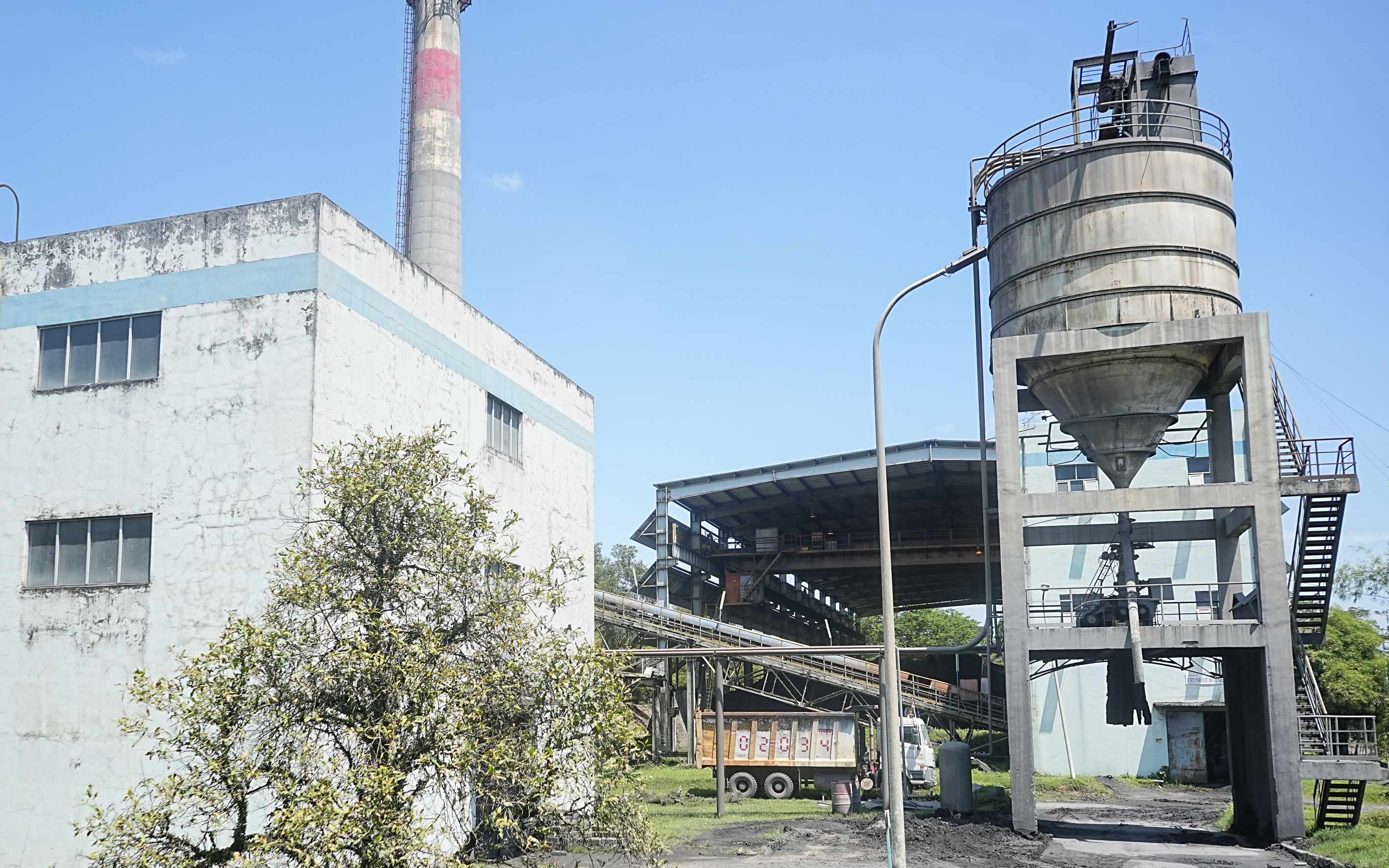 PT Bukit Asam Tbk Tegaskan Komitmen Transisi Energi Lewat Uji Coba Co-Firing di PLTU Tanjung Enim