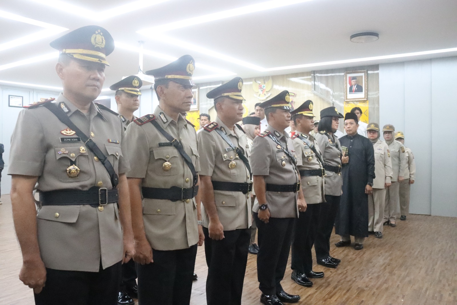 Pejabat Utama dan Kapolsek Jajaran Disertijab, Kapolrestabes Palembang: Segera Berikan Kontribusi Nyata 