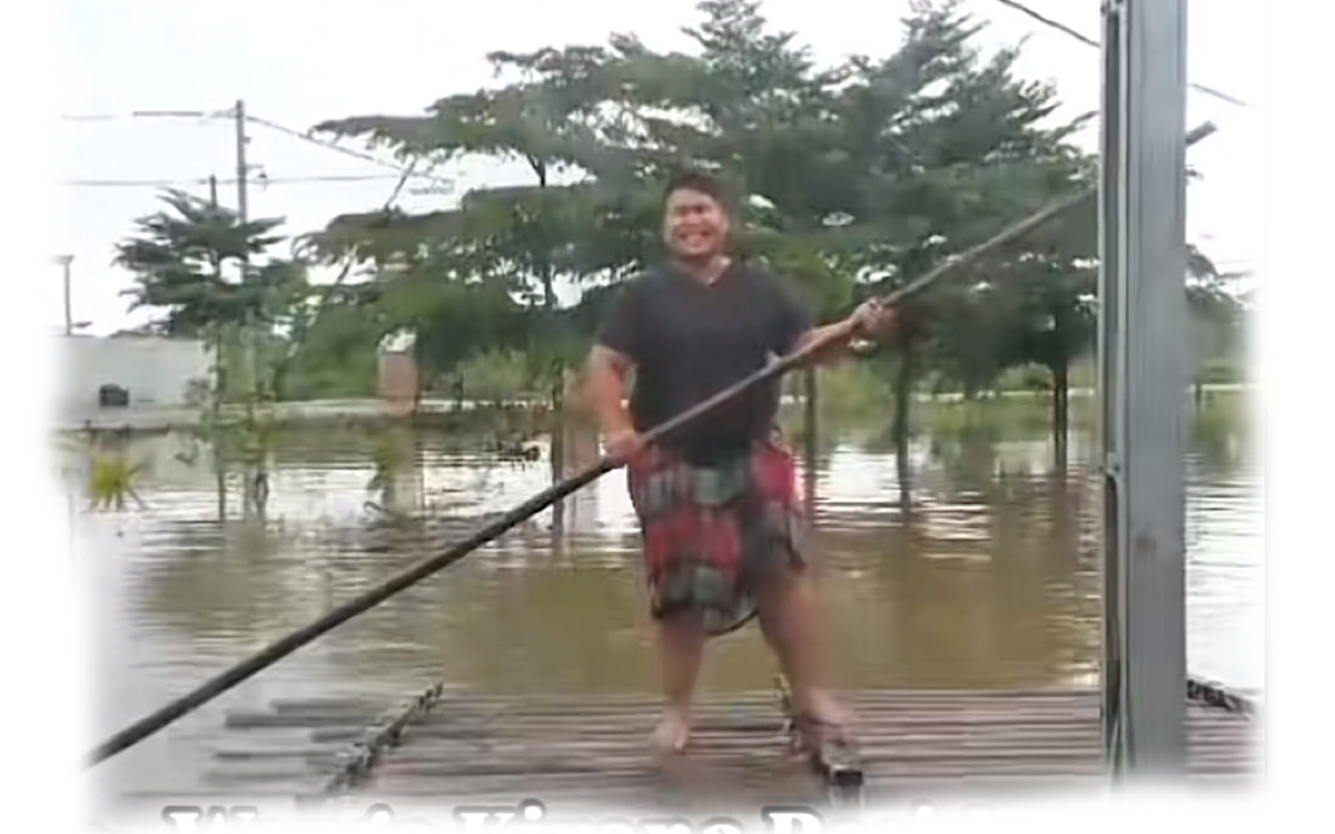 ALAMAK, Banjir Bisa Pakai Rakit di Tanjung Barangan Palembang, Lokak Sepi Wong Beli Rumah Disano! 