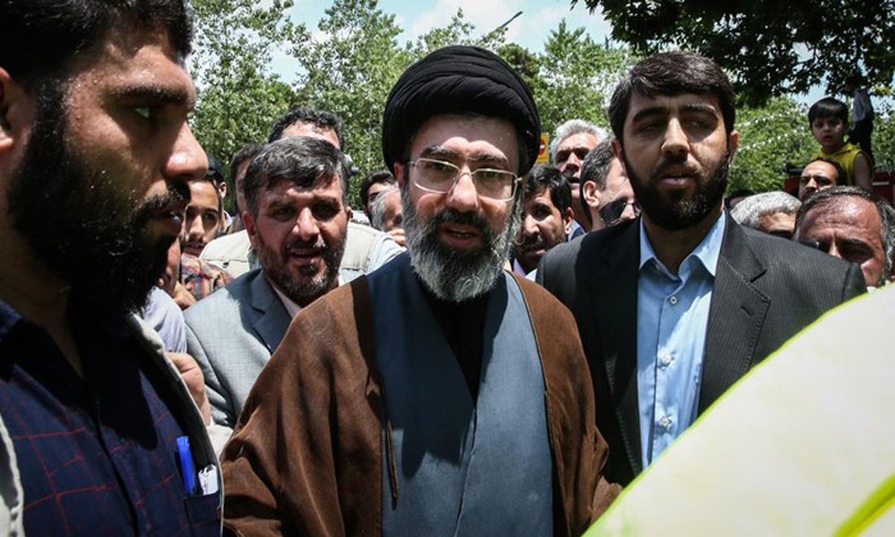 Motjaba Khamenei Sembunyi di Bunker Rahasia, Komunikasi via Kurir